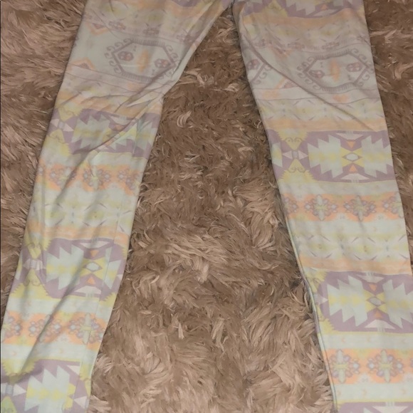 Lularoe leggings - Picture 4 of 6